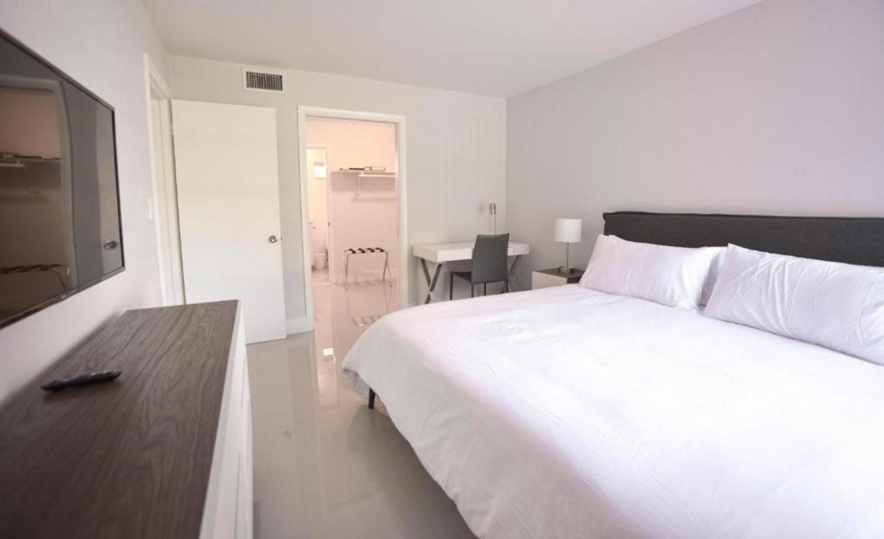 Designer River View Apartments 포트 로더데일 외부 사진